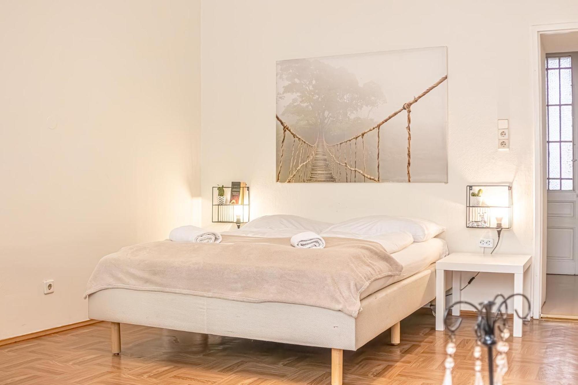 Convenient 1br In The Heart Of Appartement Vienne